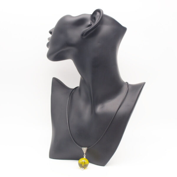 Collier ambre verte AC-003