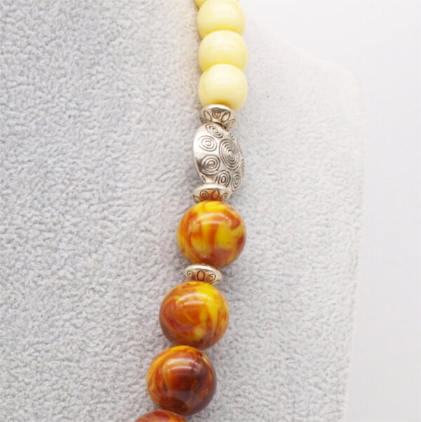 Collier ambre AC-40