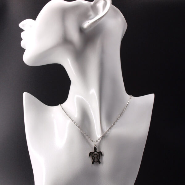 Collier acier inoxydable tortue AI-122