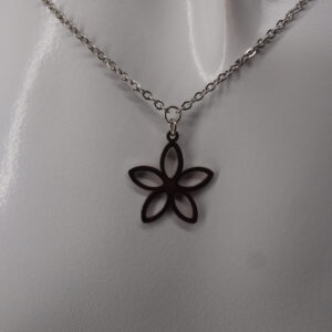 Collier acier inoxydable fleur AI-146