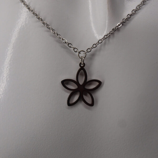 Collier acier inoxydable fleur AI-146