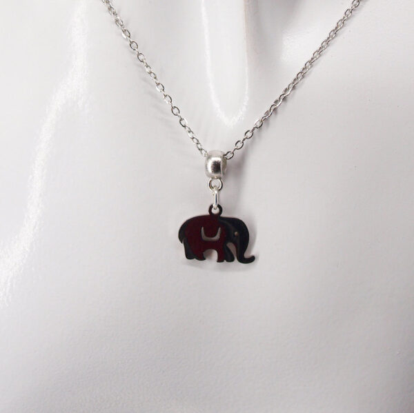 Collier acier inoxydable éléphant AI-160