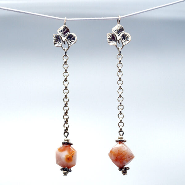 Boucles d'oreilles pendante en agate veinée