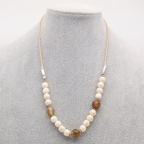 Collier howlite HO-100